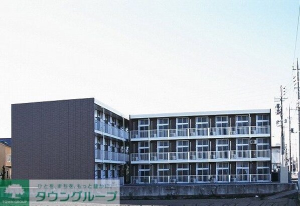 レオパレスグランパルク小柳の物件外観写真